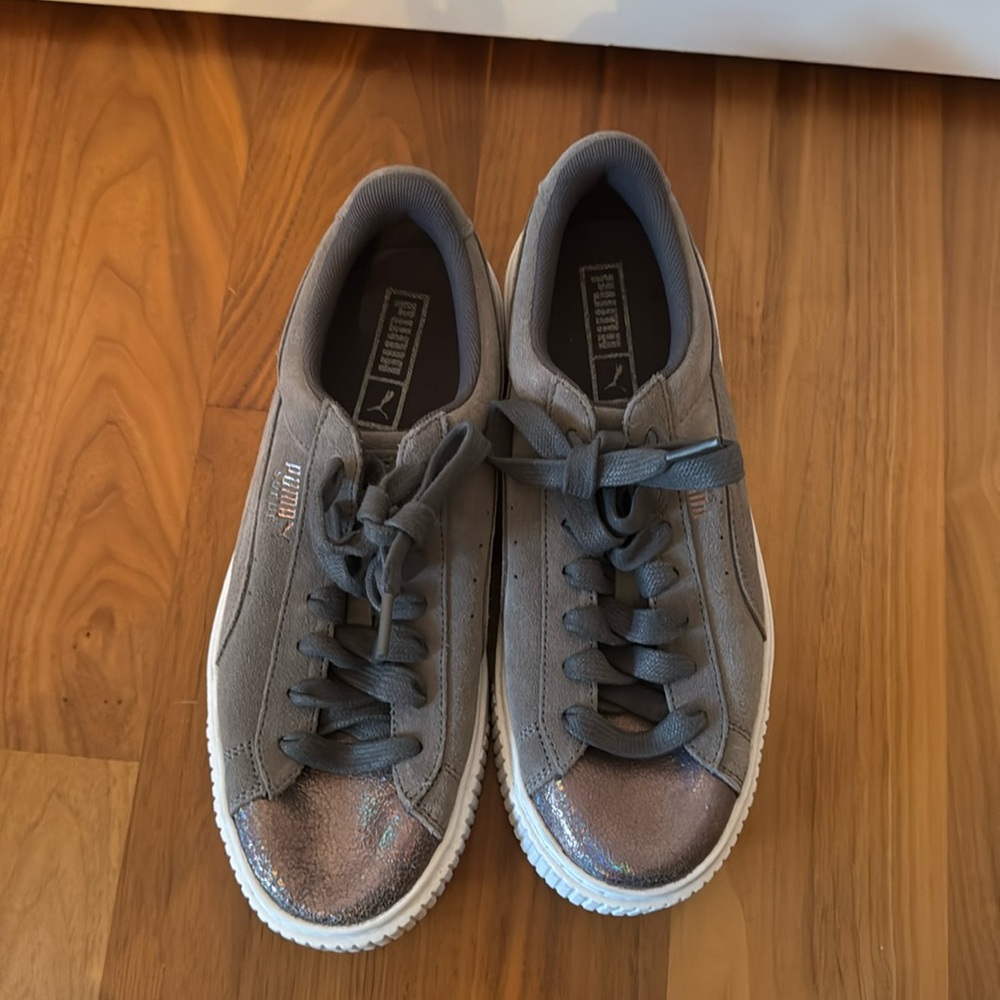 Puma Sneakers